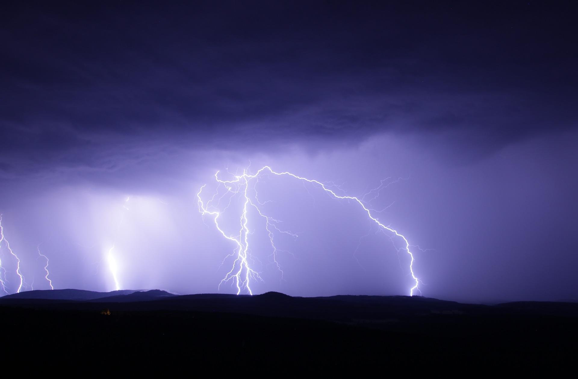 Lire la suite à propos de l’article Orages : la Gironde placée en vigilance Orange