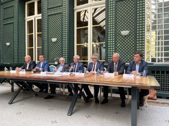 Les représentants des partenaires lors du comité de pilotage