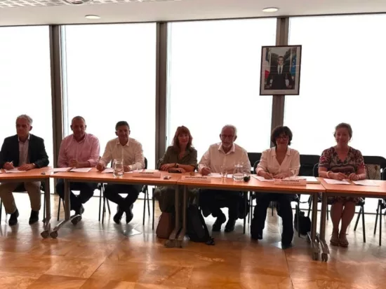 les membres présents lors du comité de pilotage de la foncière d'avenir
